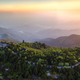 受台风“杨柳”影响 南岳衡山中心景区暂停入园