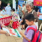 株洲丨石峰区开展主题宣传活动 筑牢“扫黄打非”防护墙