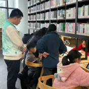 岳阳｜临湘市：“护苗”行动齐参与 全民阅读共书香