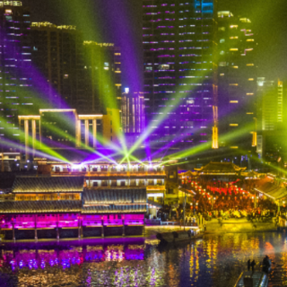 新春走基层·小镇顶流丨马年新春,常德河街挤满人间欢喜