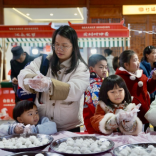 雨花非遗闹元宵！“文艺展演+互动游园”共享文化盛宴