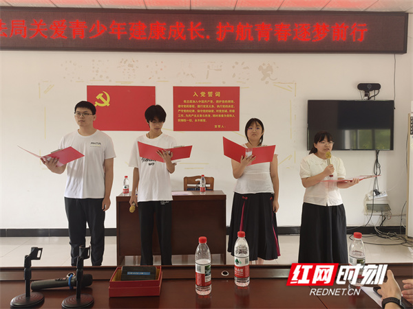 诗歌朗诵_副本.jpg