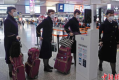 人脸识别、消毒机器人……“黑科技”如何护航春运？