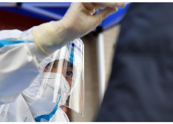 河南局地疫情缓解 防控进入关键时期