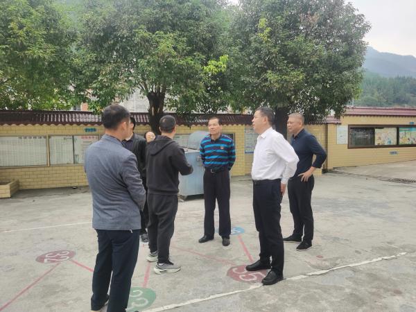 图片4.jpg 图片4.jpg