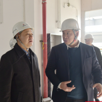 严华在邵阳经开区企业调研并开展“送解优”行动