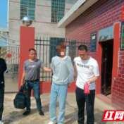 “警察”喊你转账？别信，这是骗子在“飙戏”！