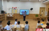 北塔交警：小手拉大手 平安“警”相随