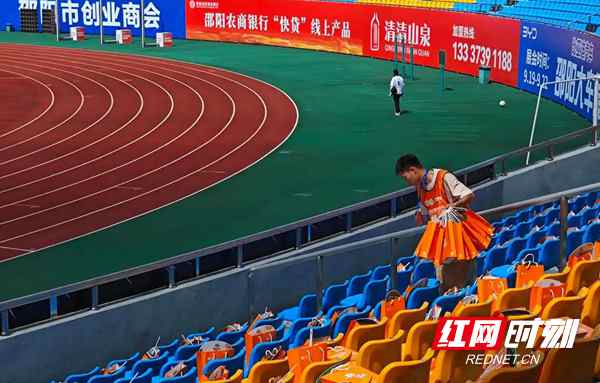 37d12f2eb9389b50278a047c563e9dcde7116e47_副本.jpg 37d12f2eb9389b50278a047c563e9dcde7116e47_副本.jpg