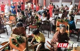新宁：“粽”暖乡邻闹端午