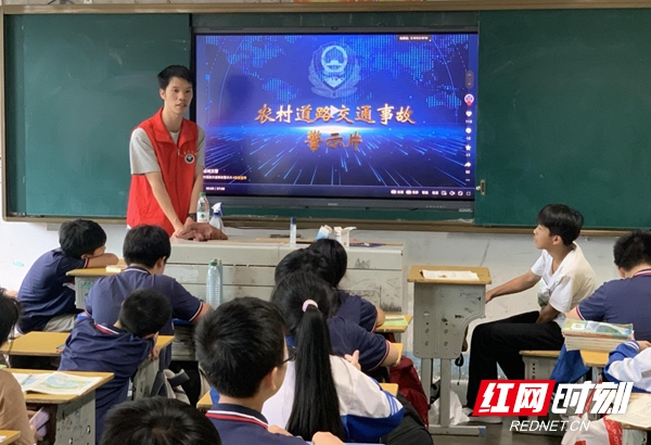 石柱镇中学.jpg 石柱镇中学.jpg