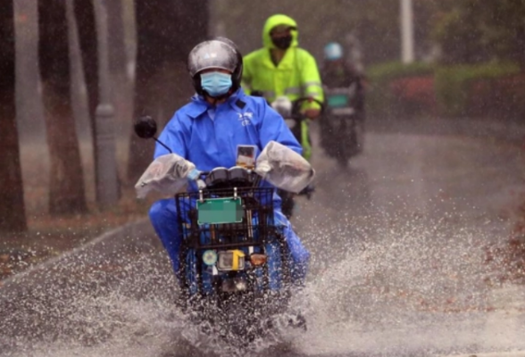 10月25日-26日湘北湘中局地有暴雨，须继续做好山洪、地质灾害防范应对