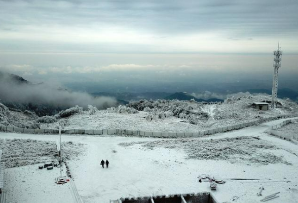 “坚守到冰雪消融”——湖南高寒山区电力保供见闻