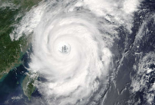 受台风“泰利”外围影响，17日至19日湘中湘南有大到暴雨、局地大暴雨