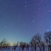 101秒延时摄影 看中国最北省四季绝美星空