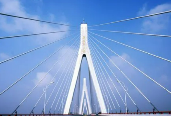 岳阳驾驶员注意！洞庭湖大桥临时交通管制