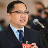 代表通道丨何毓灵：殷墟考古人讲述“亚长”牛尊发掘故事