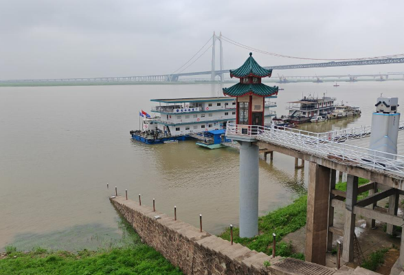 入汛后水位速涨 “长江之肾”水面扩大约80%
