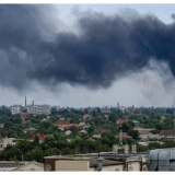 顿涅茨克和卢甘斯克遭袭