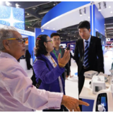 好评中国丨“养老”变“享老”银发经济的质变与发展动能