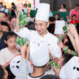 好评中国丨当传统节日遇见现代体验，假日经济迸发消费活力新势能