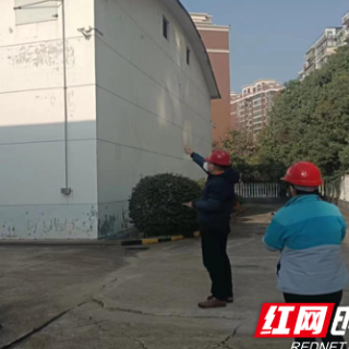 “利剑”行动 向噪音与扬尘扰民说“不”