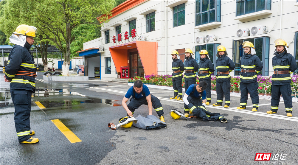 nEO_IMG_5、消防演练。.jpg nEO_IMG_5、消防演练。.jpg