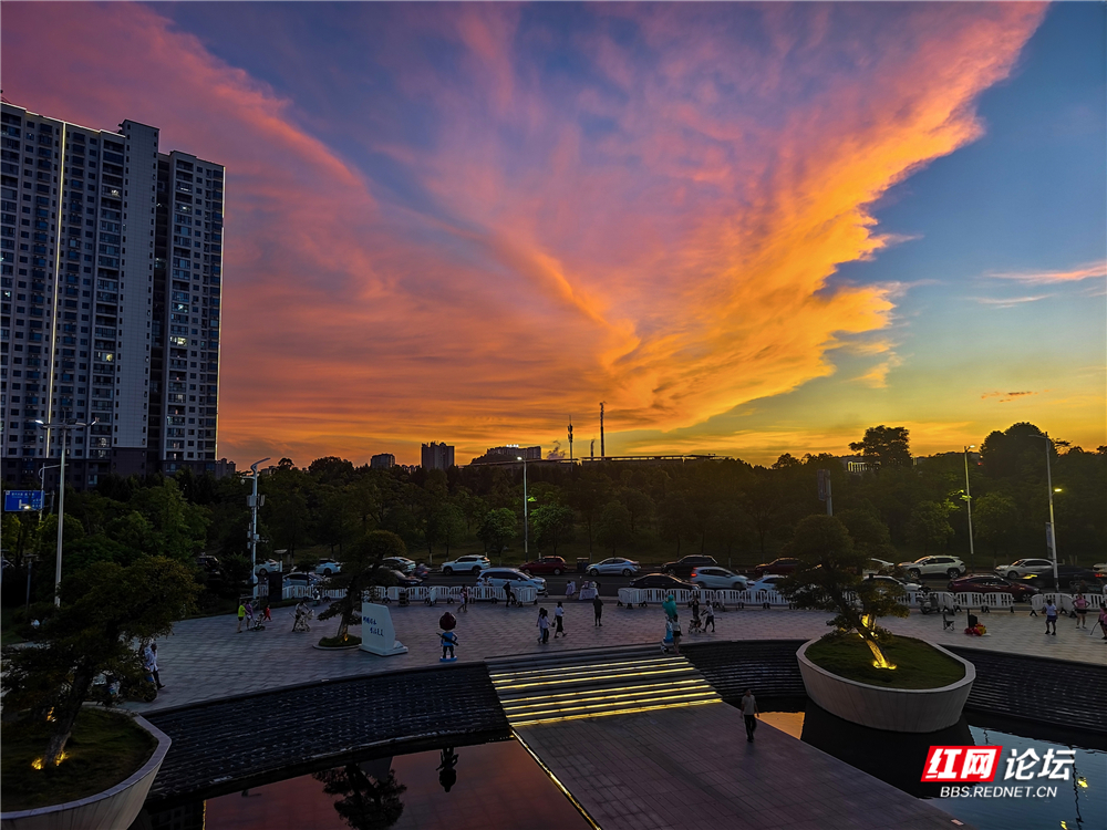 nEO_IMG_IMG_20250715_193403 拷贝.jpg