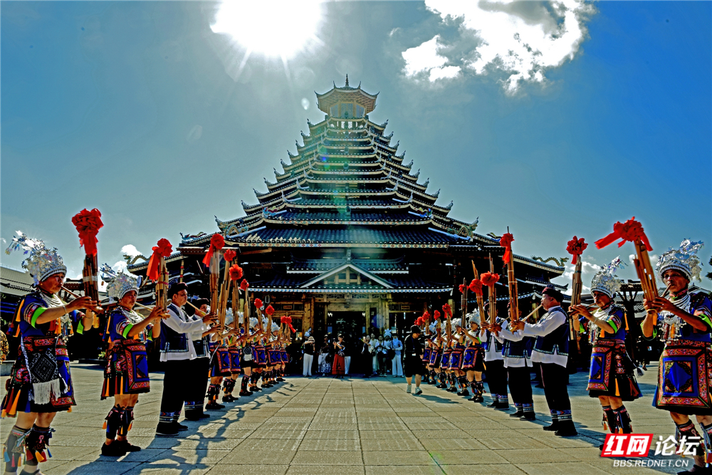 024 侗族芦笙迎嘉宾。.jpg