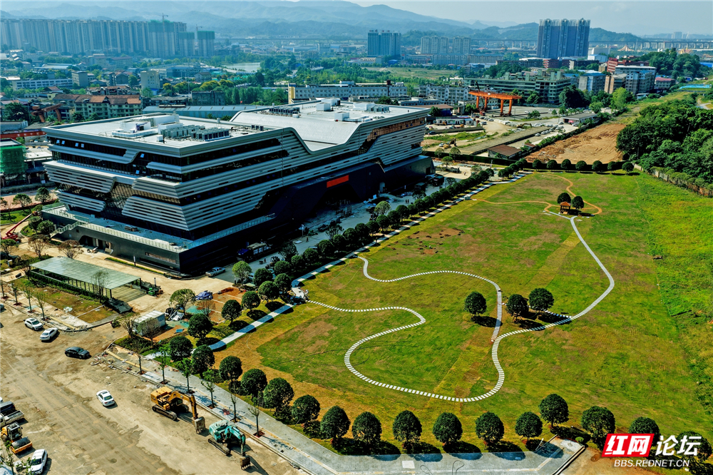 005 怀化市图博馆.jpg