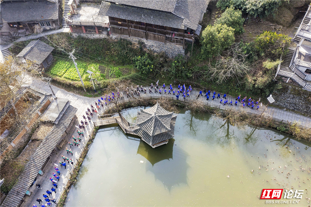 046 千人巡寨祈福4.jpg