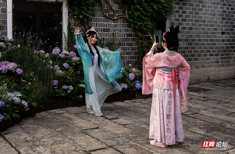nEO_IMG_微信图片_20260502221326_156_886.jpg
