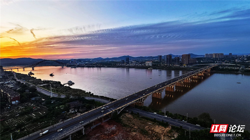 nEO_IMG_石峰大桥（二桥).jpg