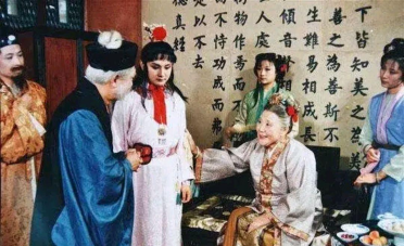 梦回“红楼”端午情701.png