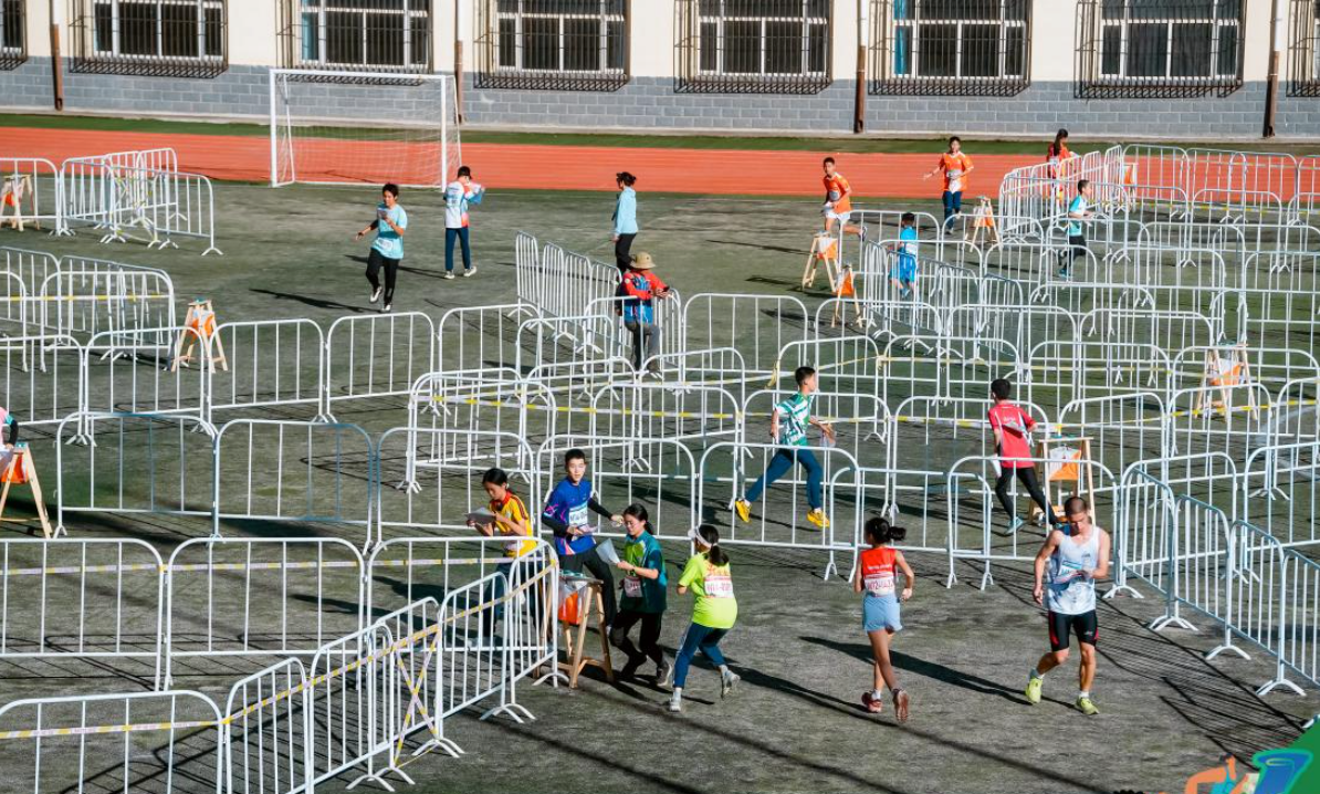 长沙市一中九华中学在全国青少年定向越野赛上夺一金一铜