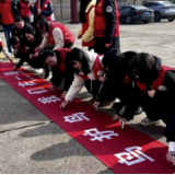 岳阳市君山区钱粮湖镇：净滩护鸟 擦亮洞庭湖“生态名片”