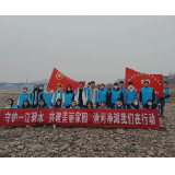 辰溪县:开展“清河净滩”行动 净化河岸生态环境
