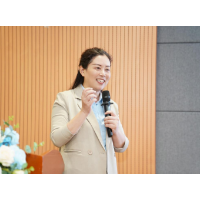 爱尔眼科熊露:刀尖上的“微米级匠人” 用细节与创新守护患者清晰视界