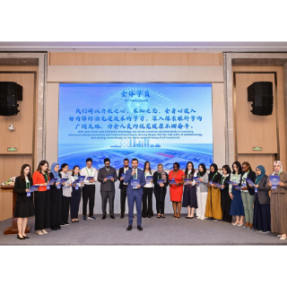 第十一届白内障防治技术国际培训班开班 爱尔眼科持续助力全球眼科人才培养