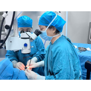 爱尔眼科郭长梅:守护童心的“点灯人” 以专业和温情驱散视界阴霾