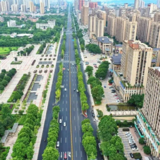 宁乡：治理道路交通“堵心事” 铺好市民出行“舒心路”