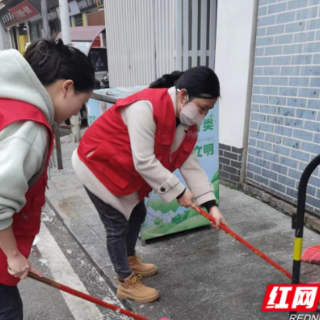 凝聚巾帼力量 助力垃圾分类