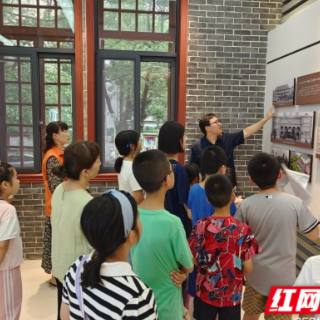 追寻红色足迹 让清廉之光照亮青春路