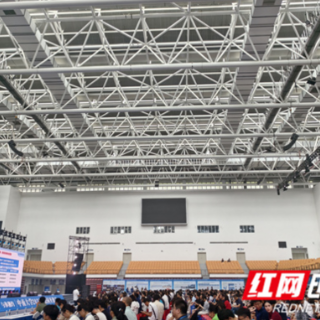 面对面了解招生新政  近5000名学生、家长参加中南大学校园开放日