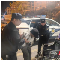 视频丨一句模糊口信 一路暖心护送 韶山民警助迷途老人安全归家