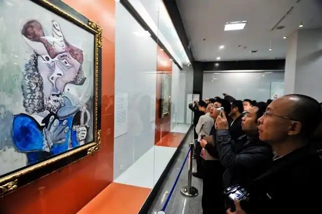 app=49&f=JPEG&fm=173&fmt=auto&u=2705575417,807037624_副本.jpg