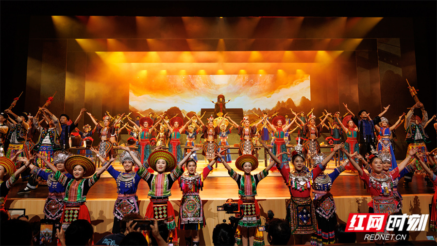 拥你入怀2.jpg 拥你入怀2.jpg