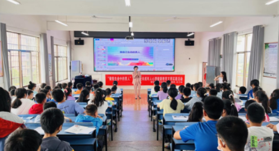 助力梦想起航 乐观奔向未来