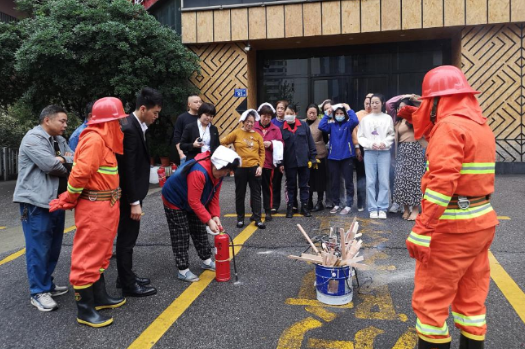 紧绷消防“安全弦” 筑牢企业”防火墙”