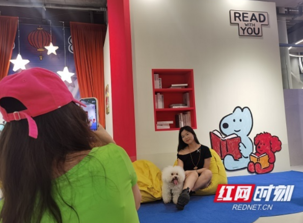 来长沙油脂厂，与“治愈小狗”找寻快乐能量